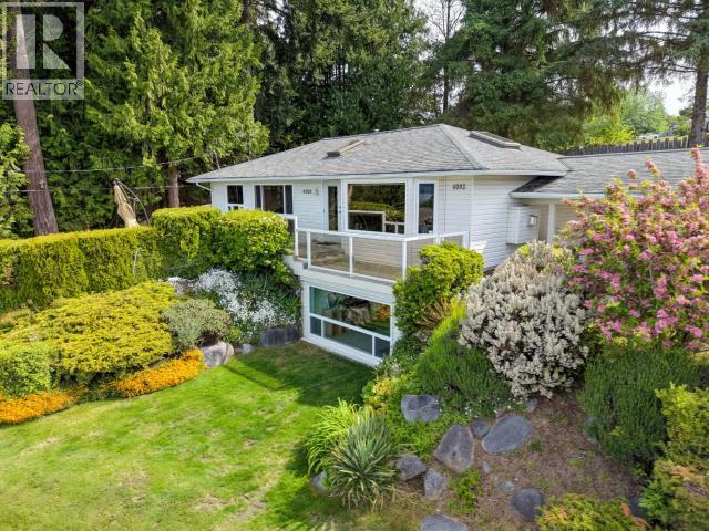 4092 Westview Ave, Powell River, British Columbia   - Photo 2 - 20140