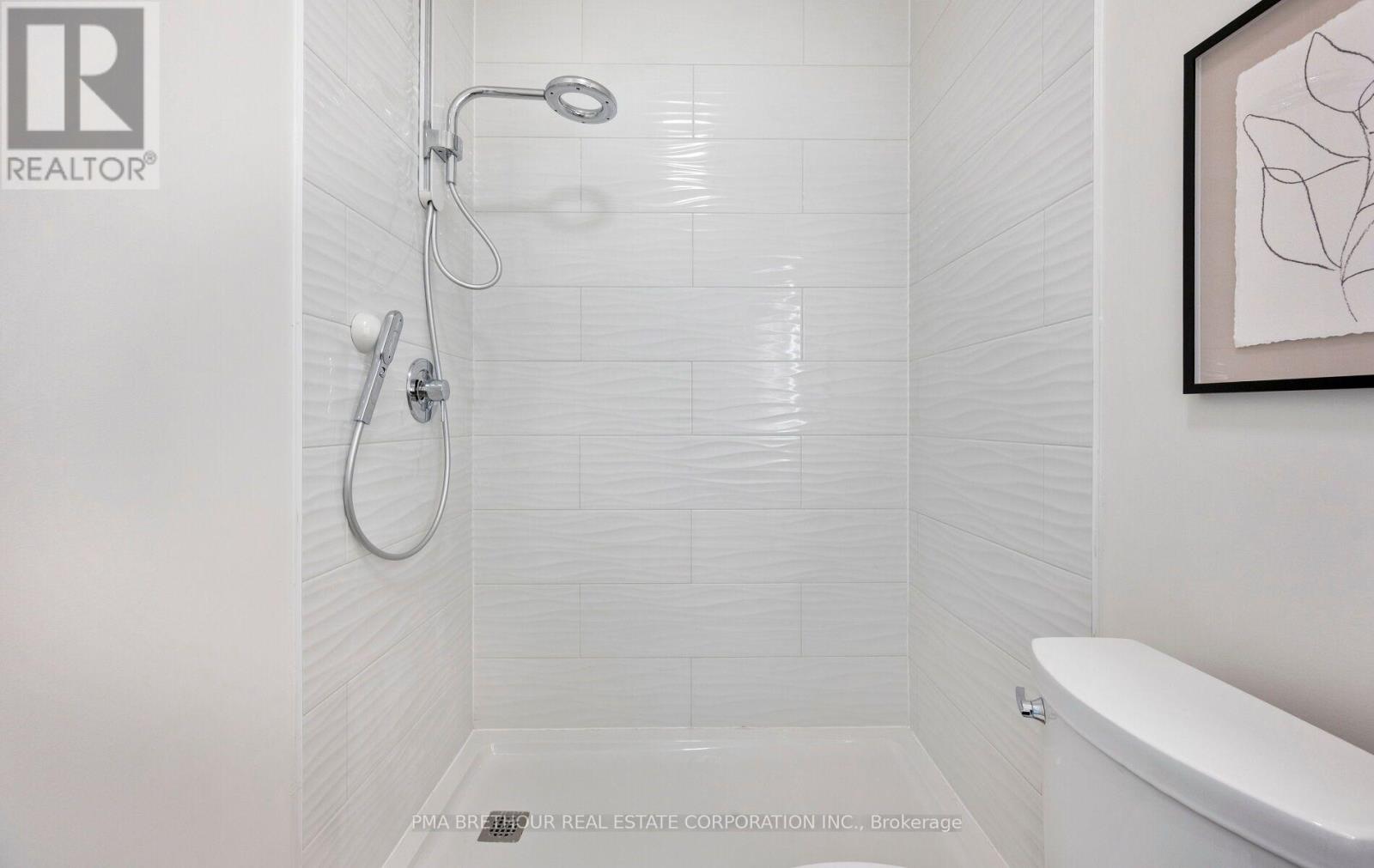 17 Rainwater Lane, Barrie (Holly), Ontario  L4N 9J6 - Photo 10 - S13679498