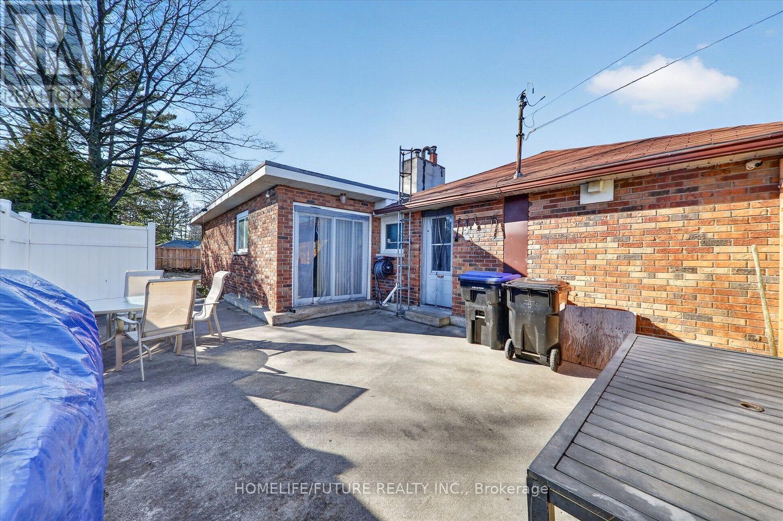1200 Mosley Street, Wasaga Beach, Ontario  L9Z 2E7 - Photo 40 - S13679500