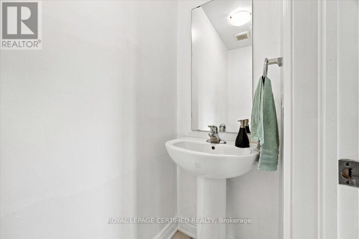 66 Stately Drive, Wasaga Beach, Ontario  L9Z 0L6 - Photo 16 - S13679510
