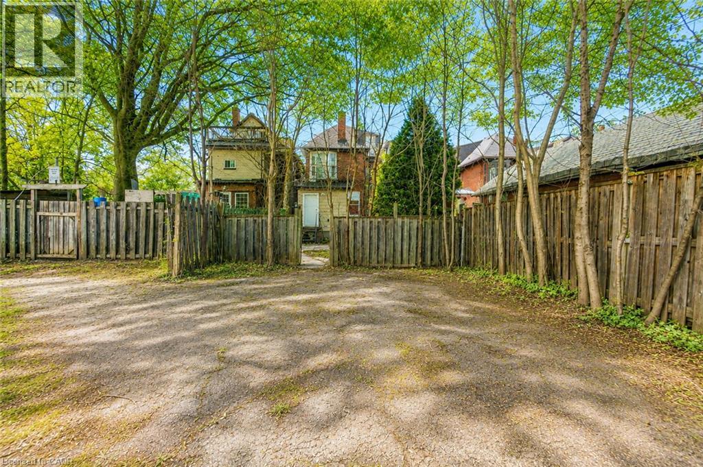 49 Gladstone Avenue Unit# 2 (Second Floor), Hamilton, Ontario  L8M 2H7 - Photo 19 - 40855667