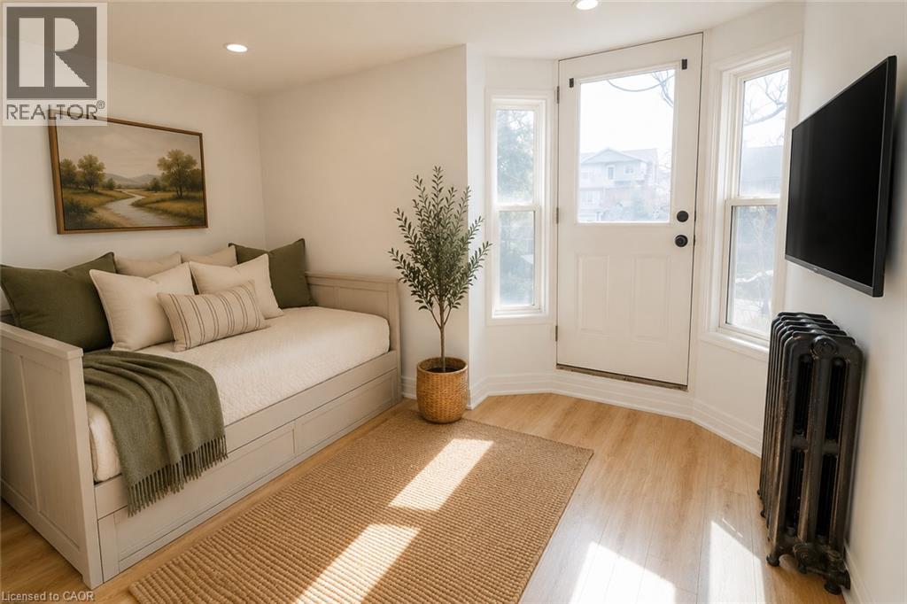 49 Gladstone Avenue Unit# 2 (Second Floor), Hamilton, Ontario  L8M 2H7 - Photo 7 - 40855667