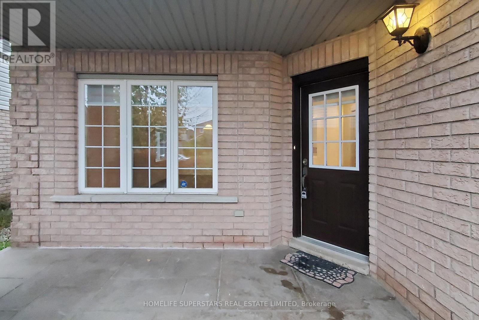 32 Holkham Avenue, Hamilton, Ontario  L9K 0H3 - Photo 3 - X13679526