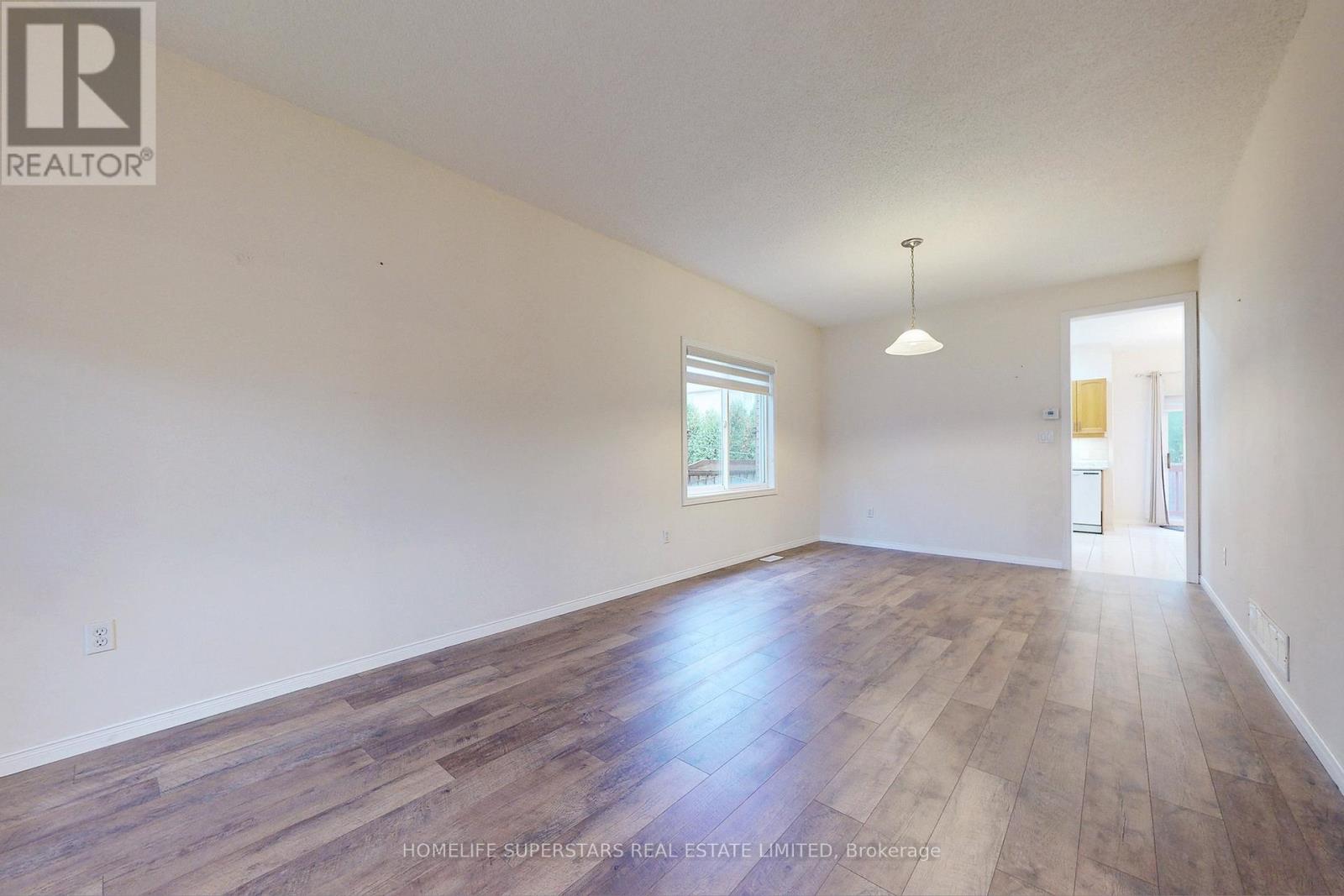 32 Holkham Avenue, Hamilton, Ontario  L9K 0H3 - Photo 5 - X13679526
