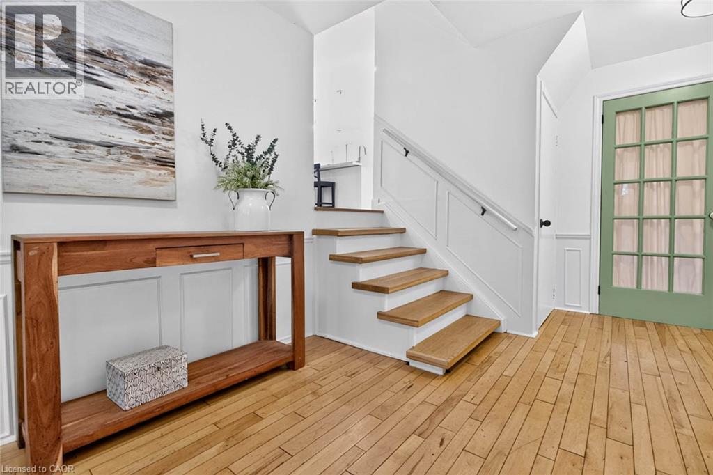 516 Kenmarr Crescent, Burlington, Ontario  L7L 4R7 - Photo 6 - 40855856