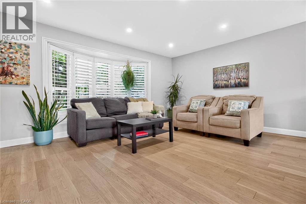 516 Kenmarr Crescent, Burlington, Ontario  L7L 4R7 - Photo 7 - 40855856