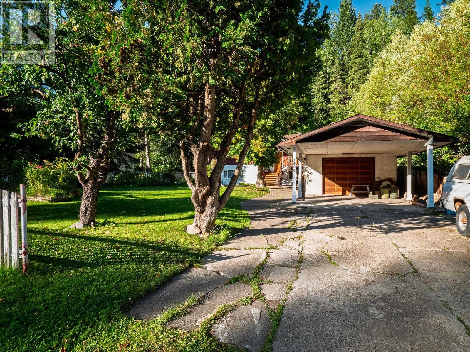 1688 Aintree Drive, Prince George, British Columbia  V2K 1H5 - Photo 2 - R3156114