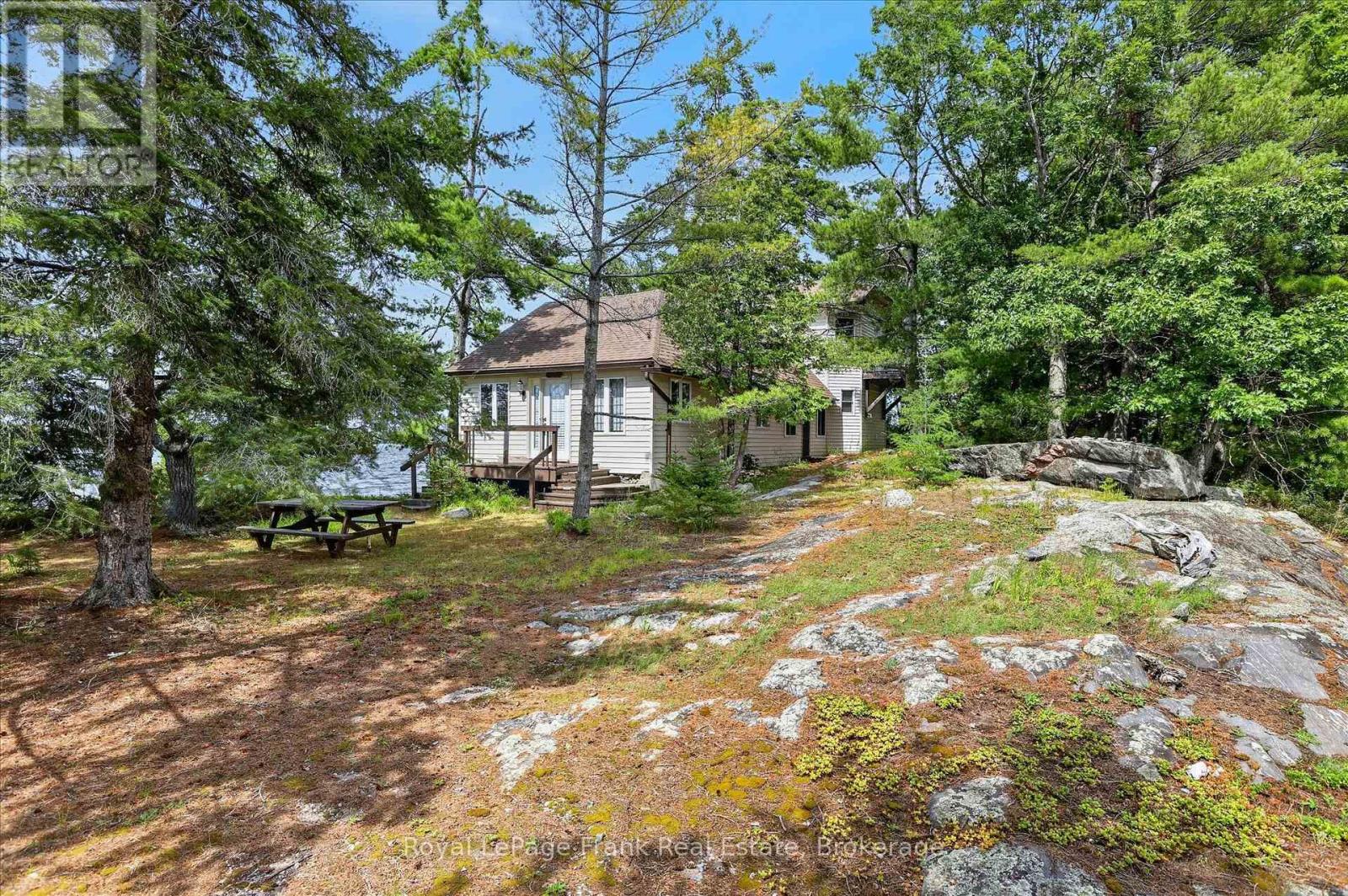1550 Island 85 Stoney Lake, Douro-Dummer, Ontario  K0L 2H0 - Photo 9 - X13629362