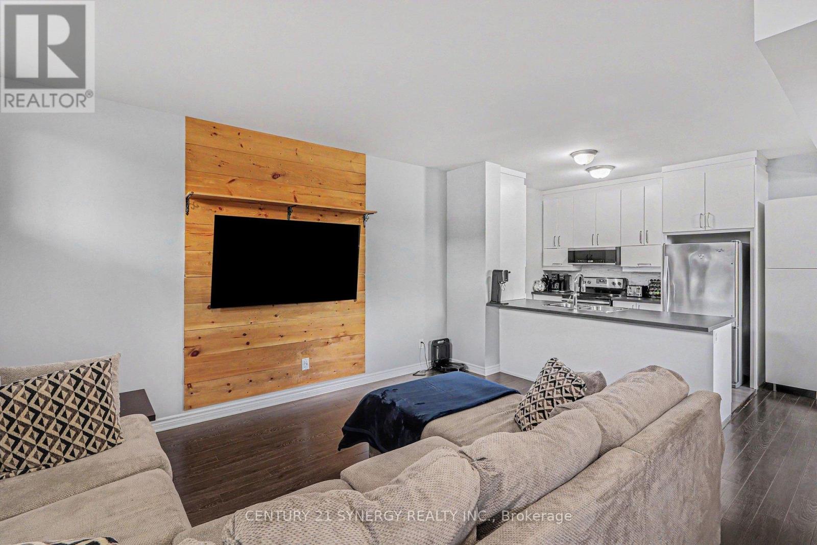 4 - 251 Capri Avenue, Russell, Ontario K0A 1W0 - Photo 8 - X13653914
