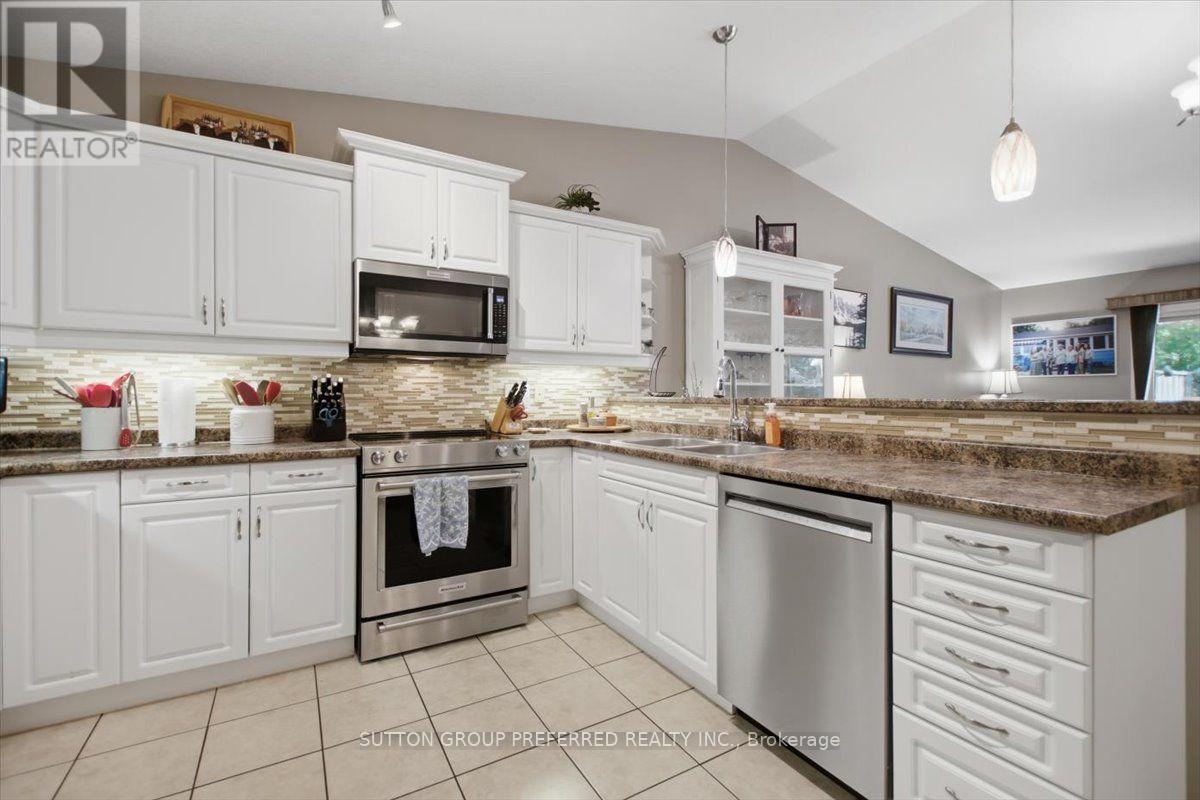 72 - 869 Whetherfield Street, London North, Ontario  N6H 0A2 - Photo 18 - X13679594