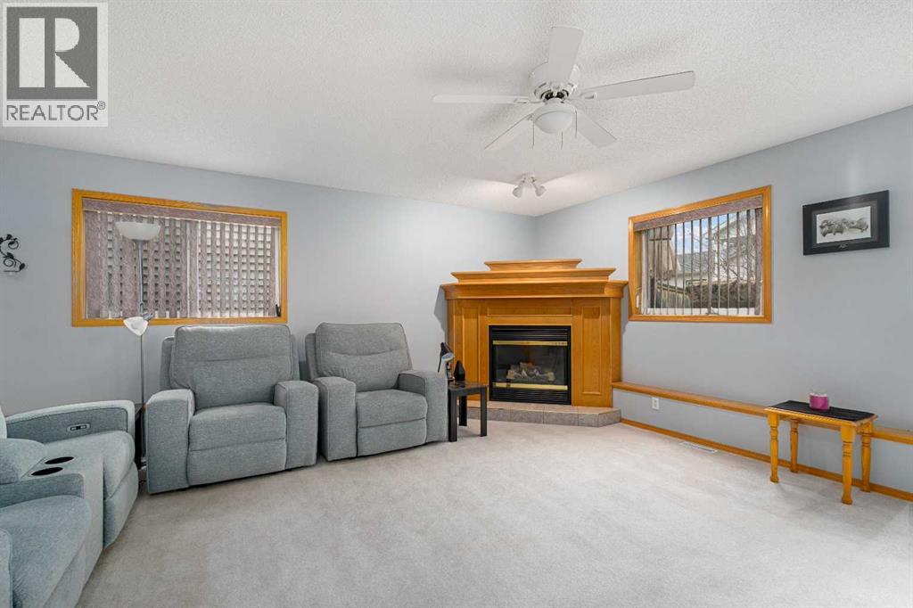 83 Silver Creek Boulevard NW, Airdrie, Alberta  T4B 2P7 - Photo 11 - A2337377