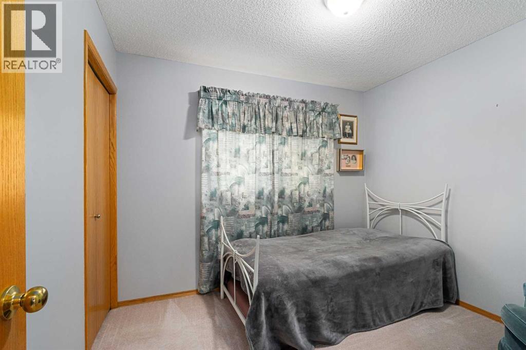 83 Silver Creek Boulevard NW, Airdrie, Alberta  T4B 2P7 - Photo 19 - A2337377