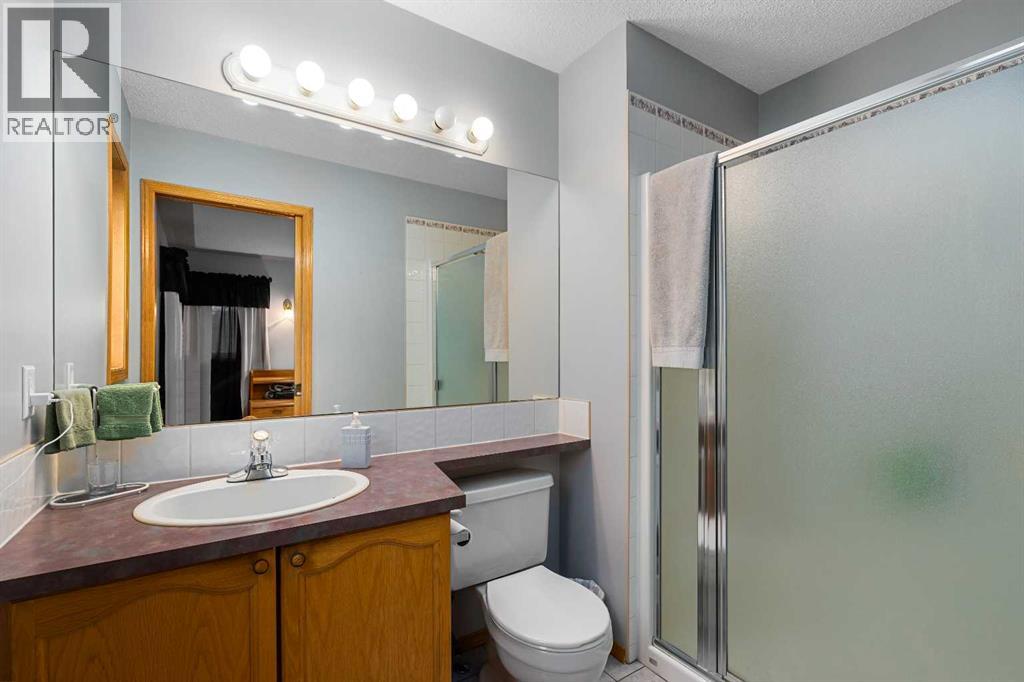 83 Silver Creek Boulevard NW, Airdrie, Alberta  T4B 2P7 - Photo 17 - A2337377