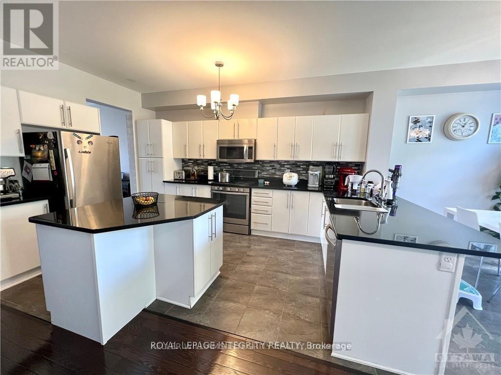 140 Battersea Crescent, Ottawa, Ontario  K2T 0C5 - Photo 5 - X13679556