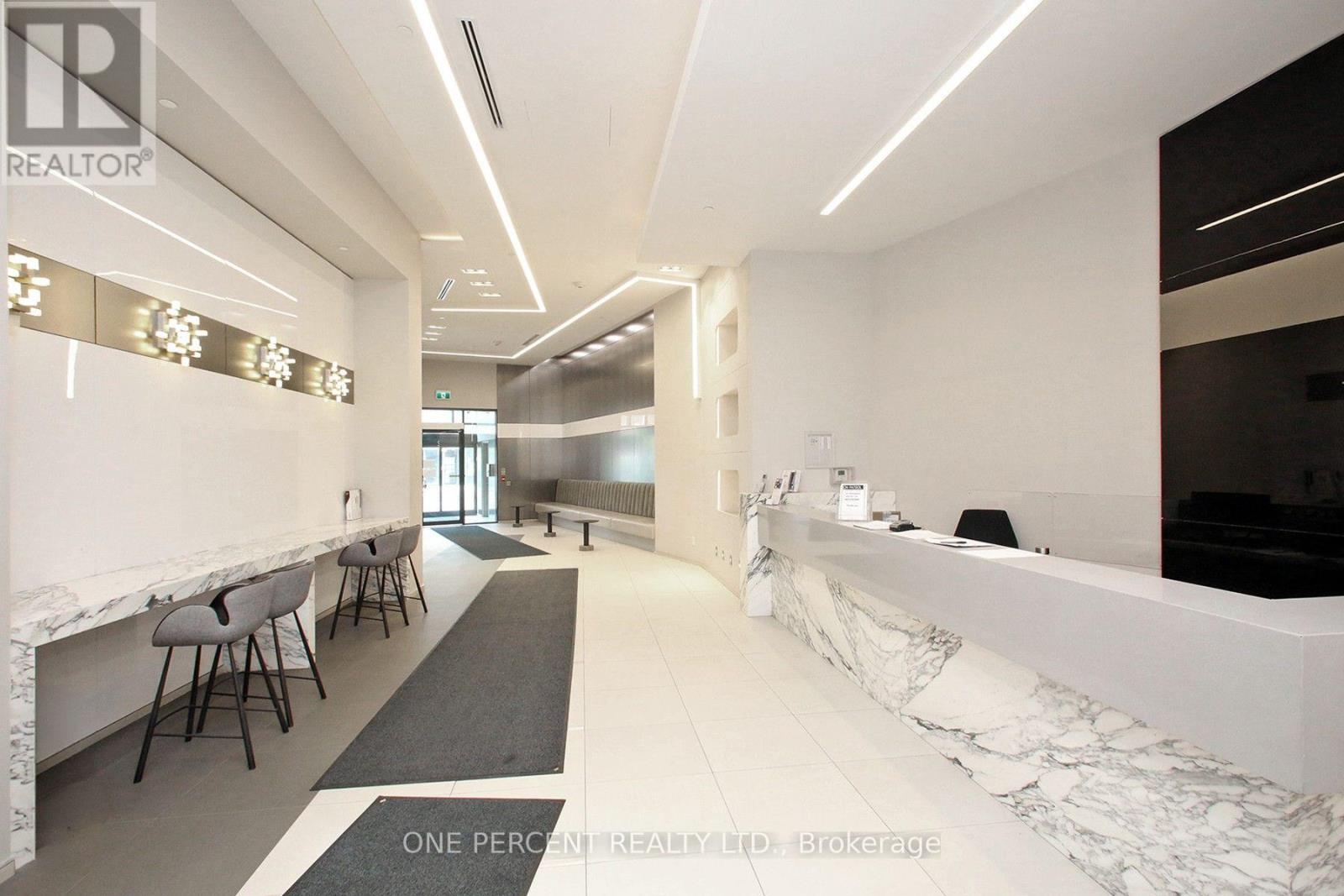 217 - 1603 Eglinton Avenue, Toronto, Ontario  M6E 2H1 - Photo 4 - C13576494