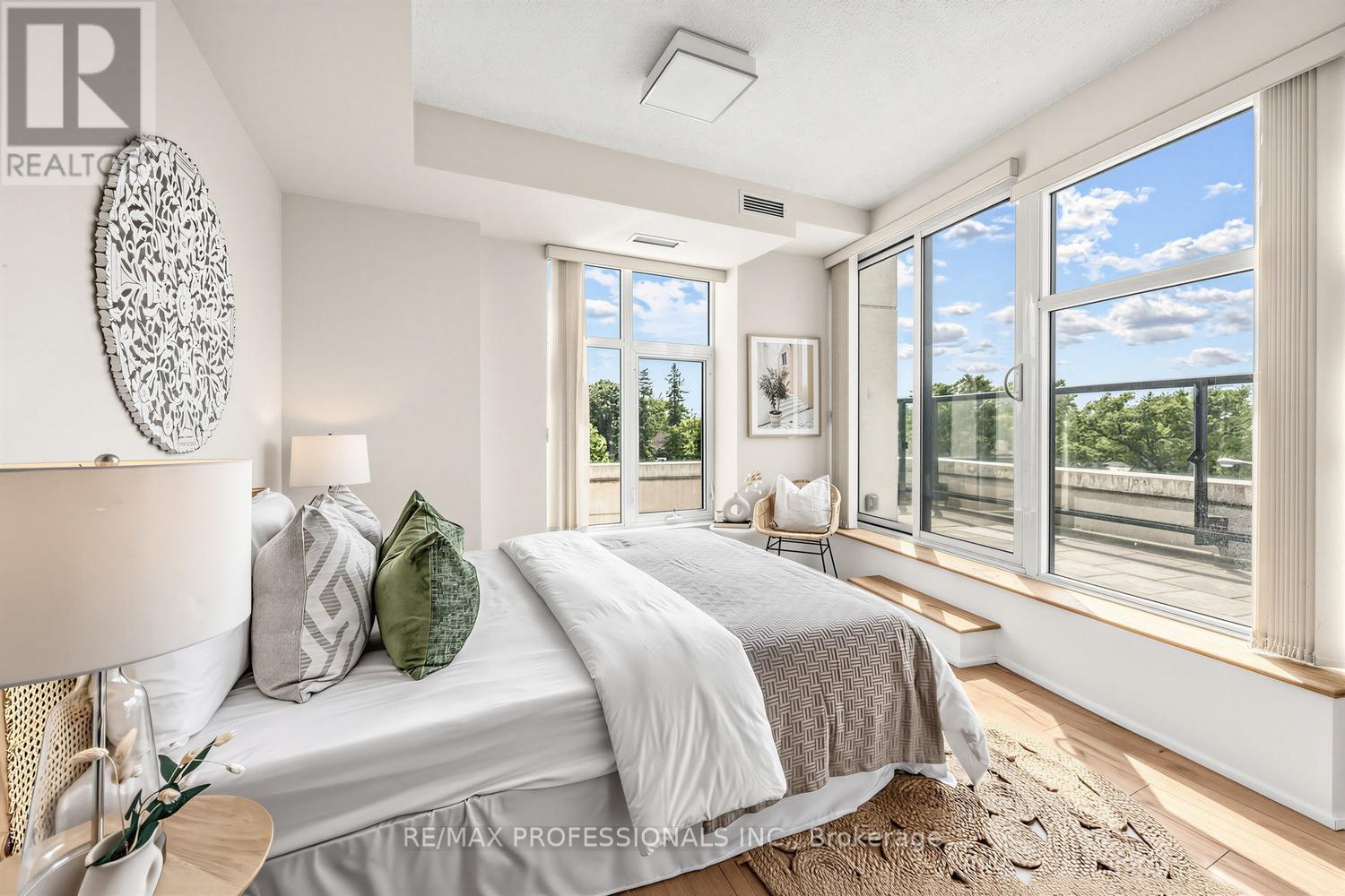 417 - 2 Old Mill Drive, Toronto, Ontario  M6S 0A2 - Photo 17 - W13666332