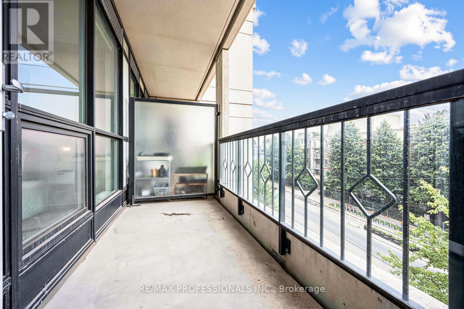 417 - 2 Old Mill Drive, Toronto, Ontario  M6S 0A2 - Photo 25 - W13666332