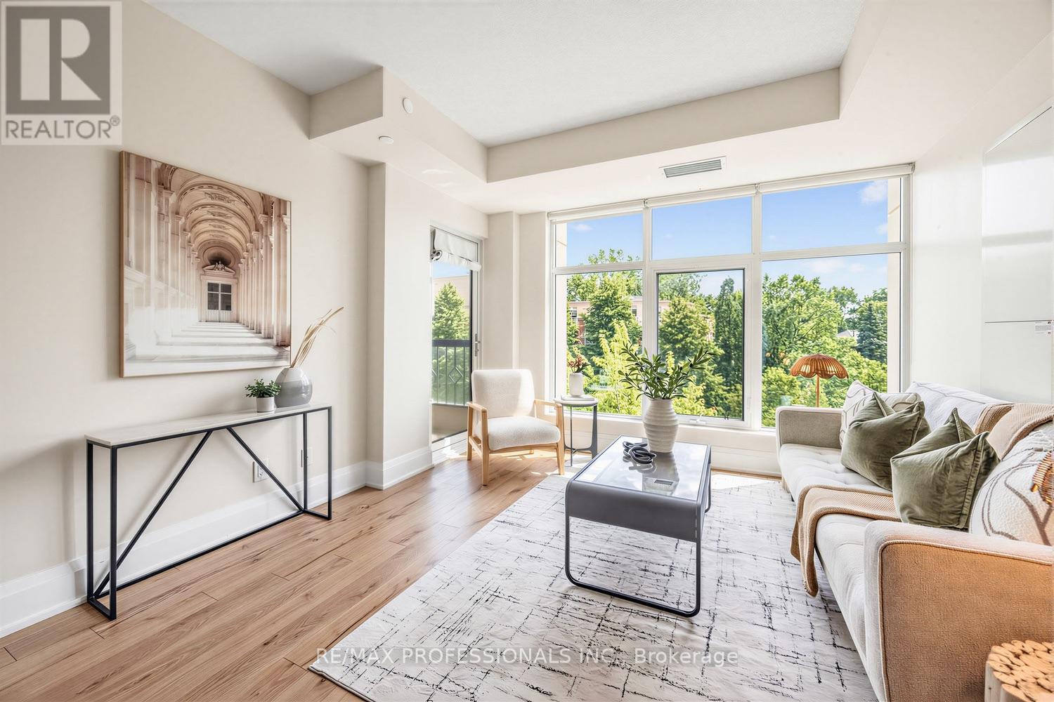 417 - 2 Old Mill Drive, Toronto, Ontario  M6S 0A2 - Photo 7 - W13666332