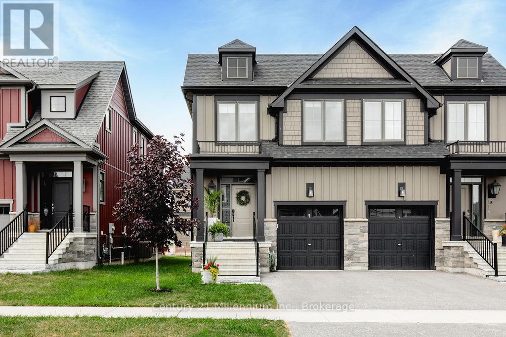 116 Sycamore Street, Blue Mountains, Ontario  L9Y 4E2 - Photo 1 - X13679562