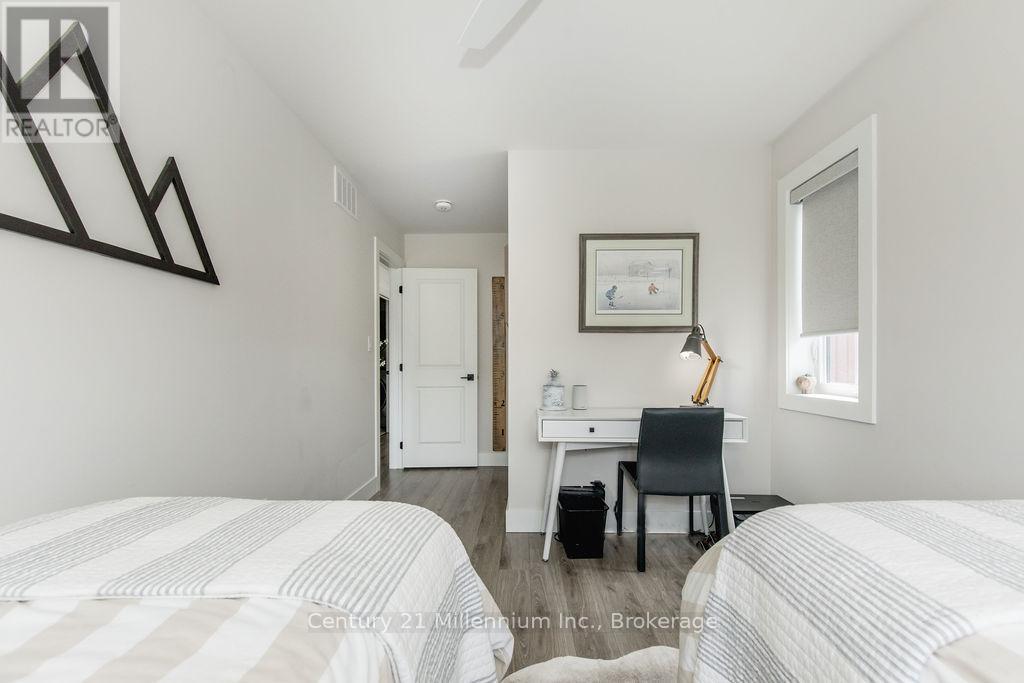116 Sycamore Street, Blue Mountains, Ontario  L9Y 4E2 - Photo 34 - X13679562
