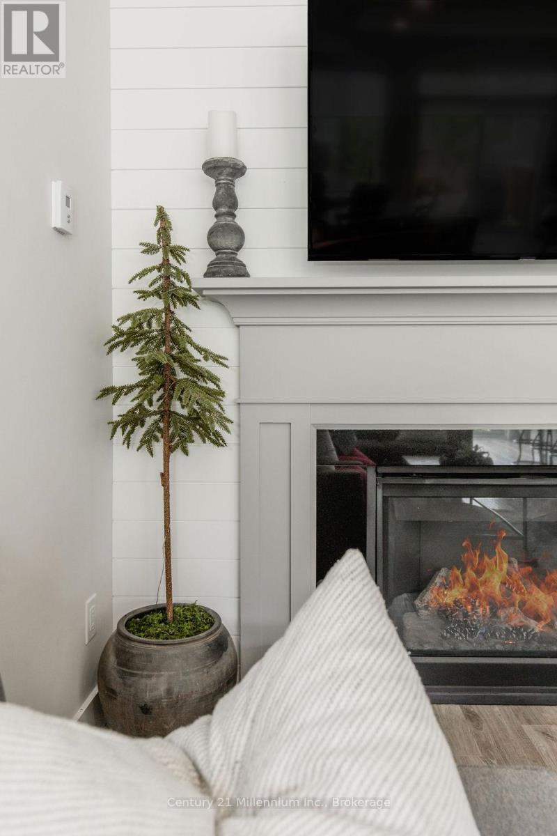 116 Sycamore Street, Blue Mountains, Ontario  L9Y 4E2 - Photo 8 - X13679562