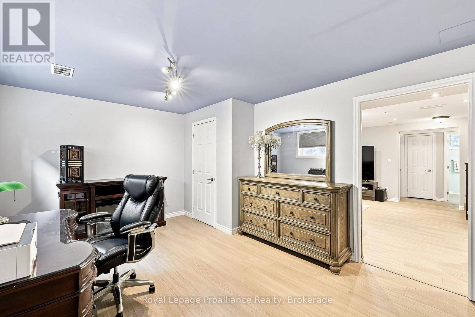 39 Lakewood Crescent, Quinte West, Ontario  K8V 5P4 - Photo 37 - X13679616