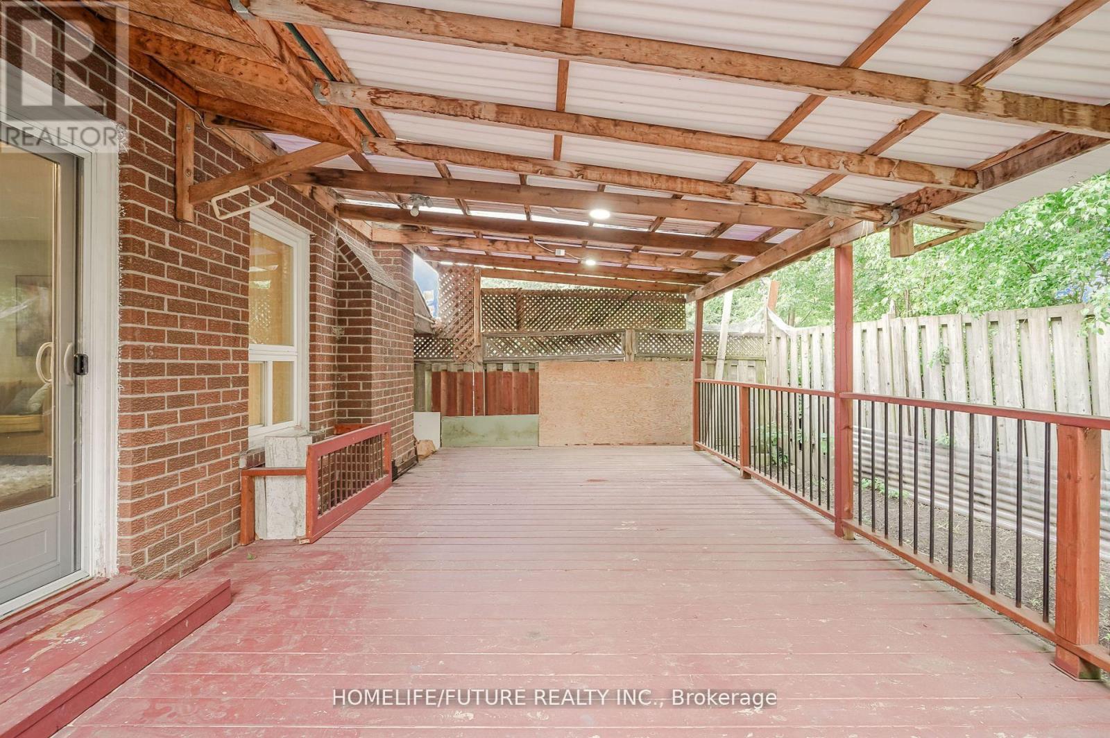 Main & 2nd Flr - 47 Carisbrooke Square, Toronto, Ontario  M1B 4M5 - Photo 37 - E13679560
