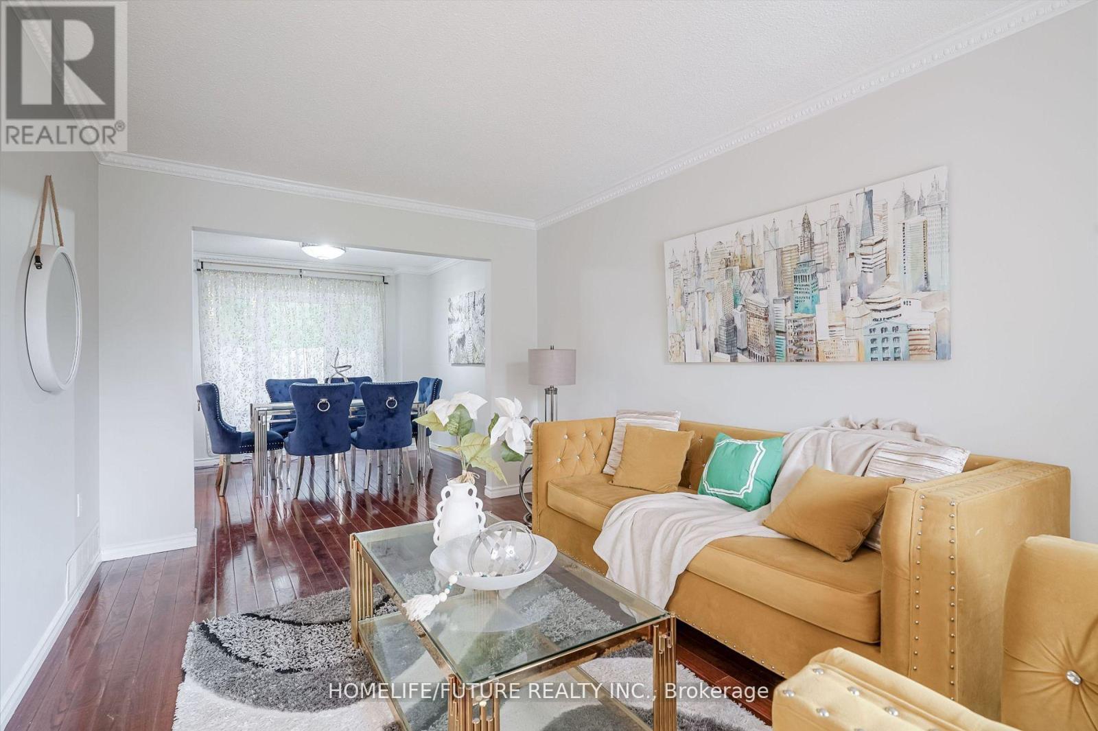 Main & 2nd Flr - 47 Carisbrooke Square, Toronto, Ontario  M1B 4M5 - Photo 8 - E13679560