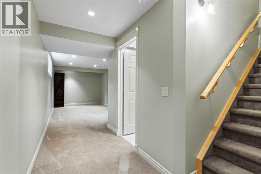 126 Chapman Close SE, Calgary, Alberta  T2X 3V7 - Photo 25 - A2336195