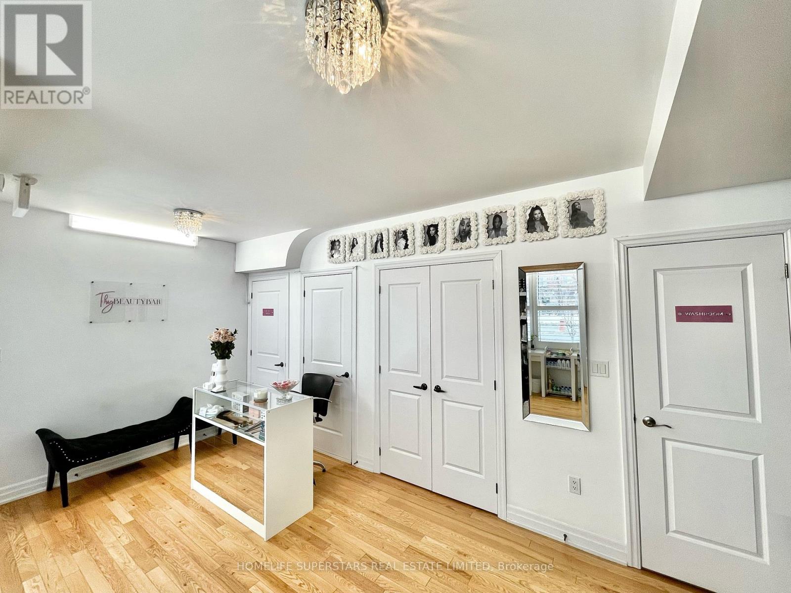 2271 Major Mackenzie Drive, Vaughan, Ontario  L6A 3Z3 - Photo 2 - N13526964