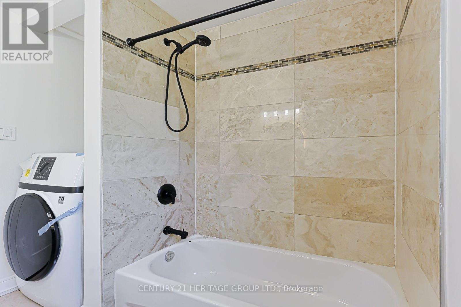 314 Wenlock Avenue, Richmond Hill, Ontario  L4C 1M7 - Photo 15 - N13679576