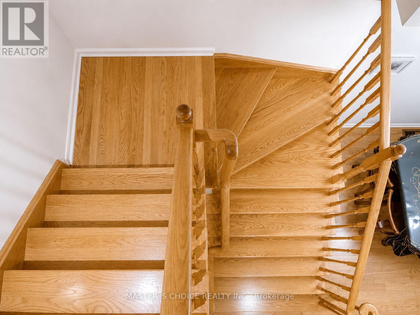 4738 Alana Glen Drive, Mississauga, Ontario  L5C 0C3 - Photo 6 - W13679544