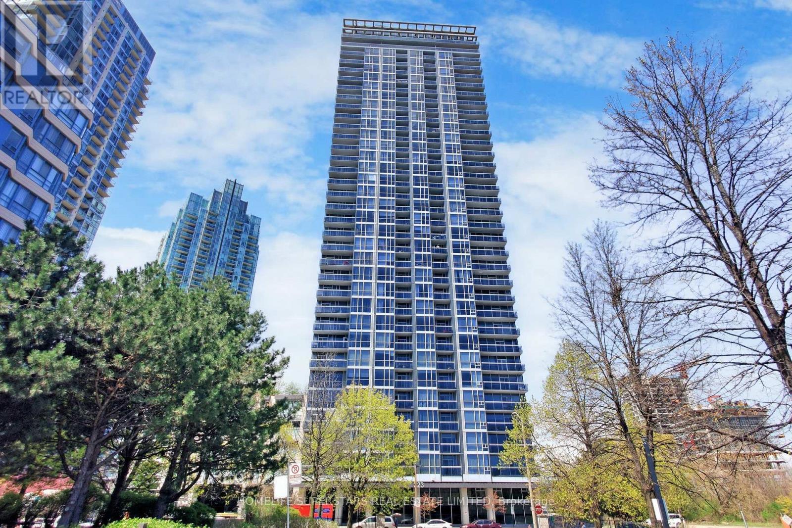 1013 - 223 WEBB DRIVE, Mississauga, Ontario
