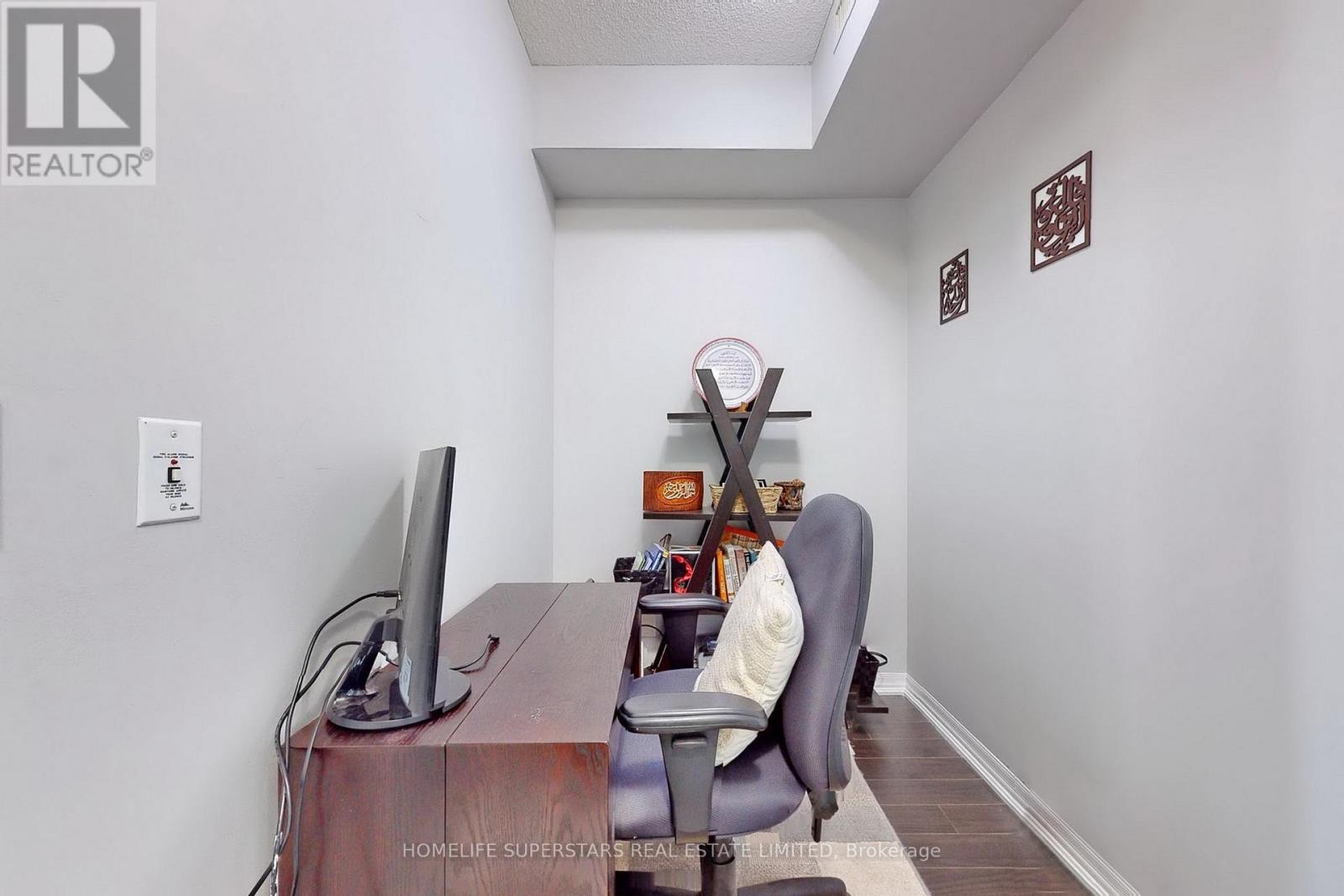 1013 - 223 Webb Drive, Mississauga, Ontario  L5B 4P2 - Photo 22 - W13679554