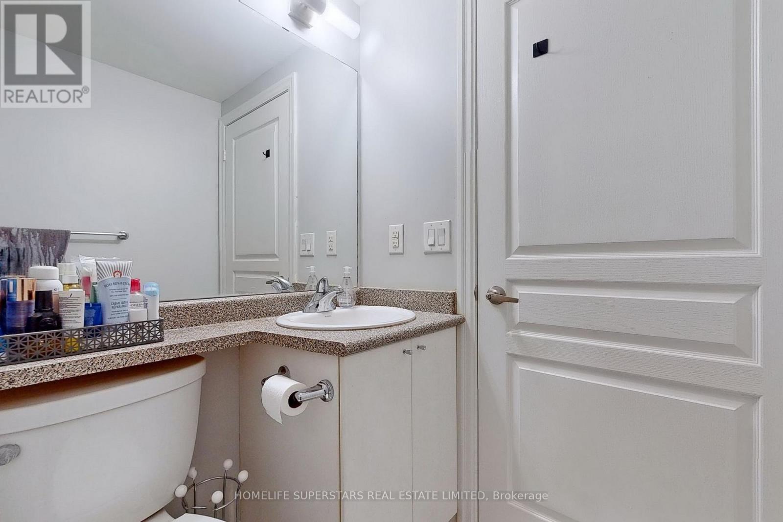 1013 - 223 Webb Drive, Mississauga, Ontario  L5B 4P2 - Photo 35 - W13679554