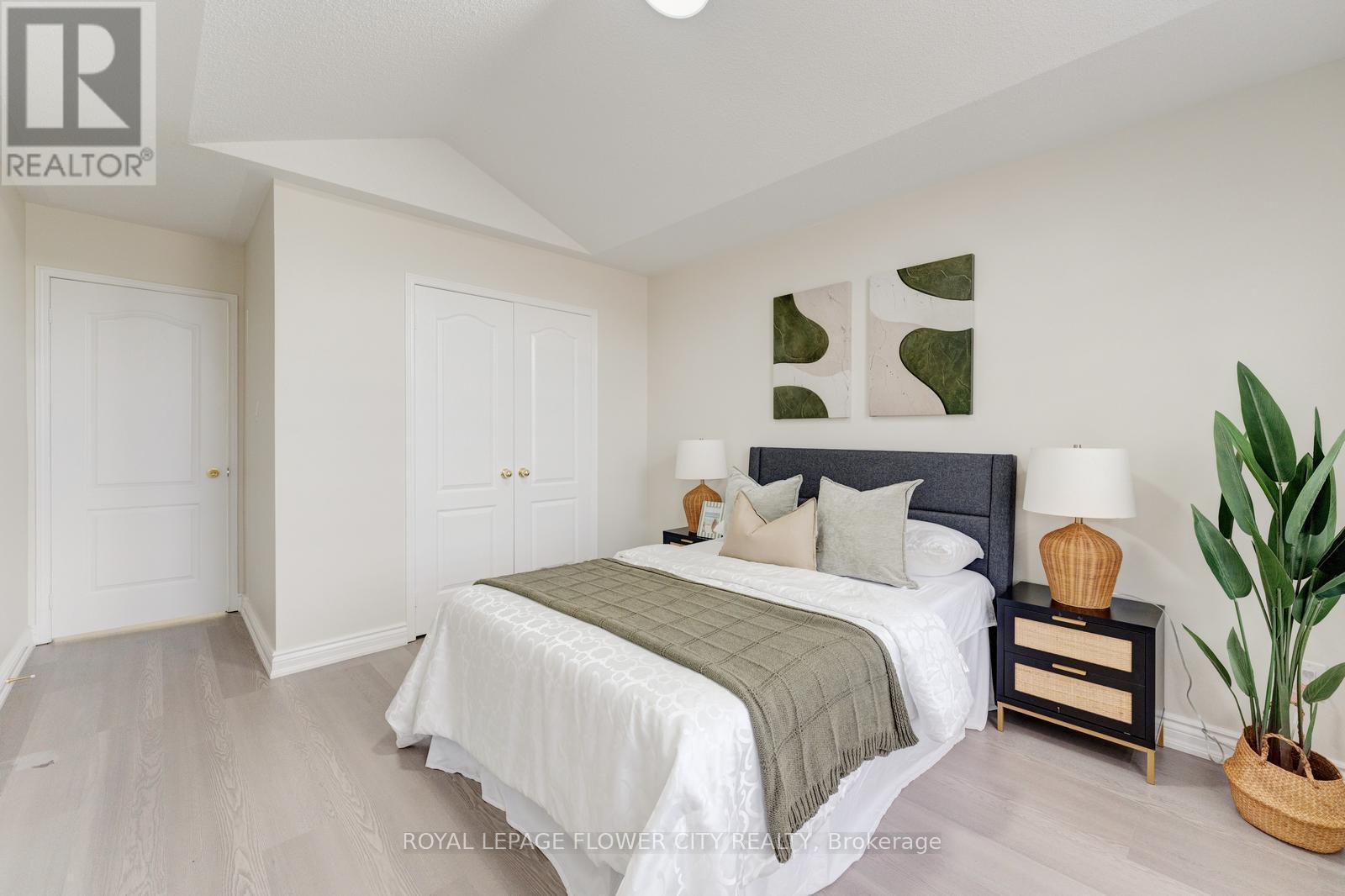7 Penbridge Circle, Brampton, Ontario  L7A 2P8 - Photo 40 - W13679568