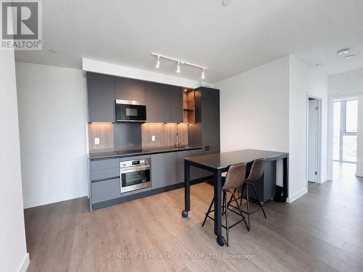 3104 - 39 Mary Street, Barrie, Ontario  L4N 1S9 - Photo 4 - S13672072