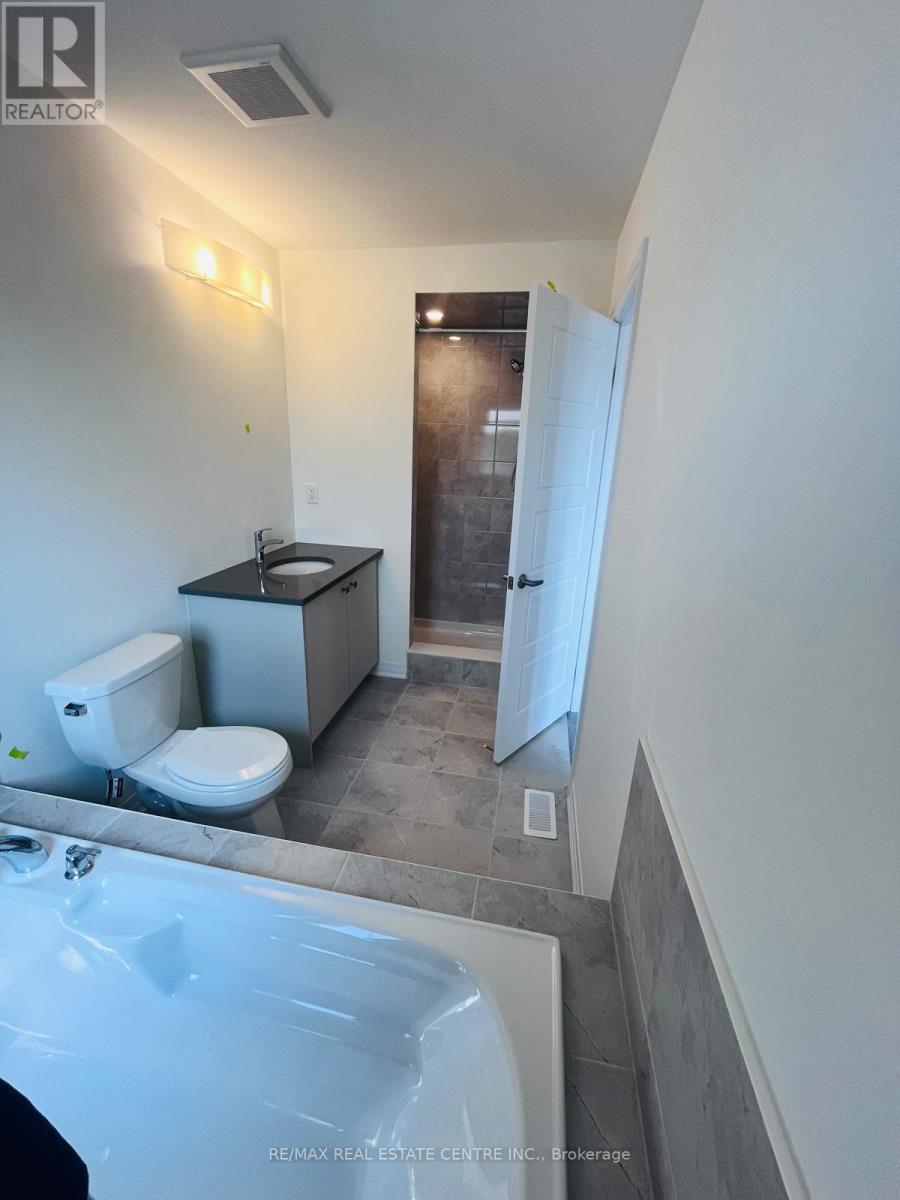 331 Port Crescent, Welland, Ontario  L3B 0N3 - Photo 12 - X13679548