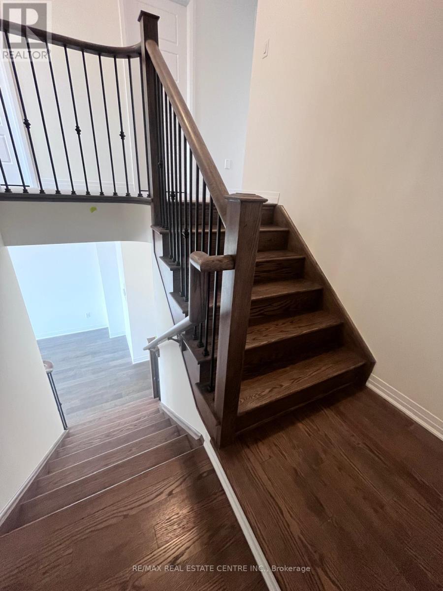 331 Port Crescent, Welland, Ontario  L3B 0N3 - Photo 4 - X13679548