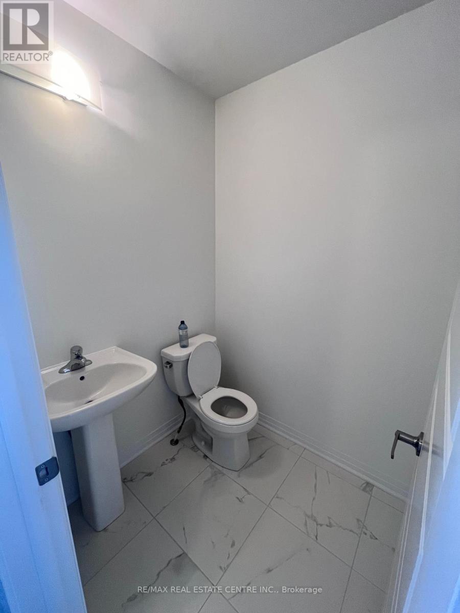 331 Port Crescent, Welland, Ontario  L3B 0N3 - Photo 7 - X13679548