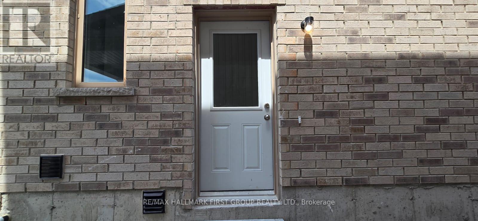 Lower - 807 Griffin Trail, Peterborough, Ontario  K0K 1J0 - Photo 2 - X13679604
