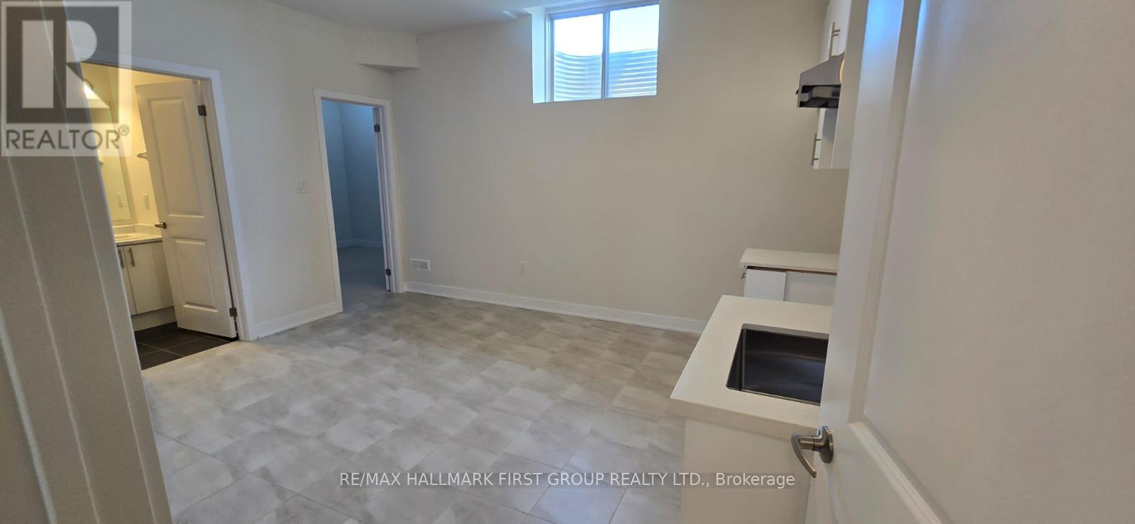 Lower - 807 Griffin Trail, Peterborough, Ontario  K0K 1J0 - Photo 3 - X13679604