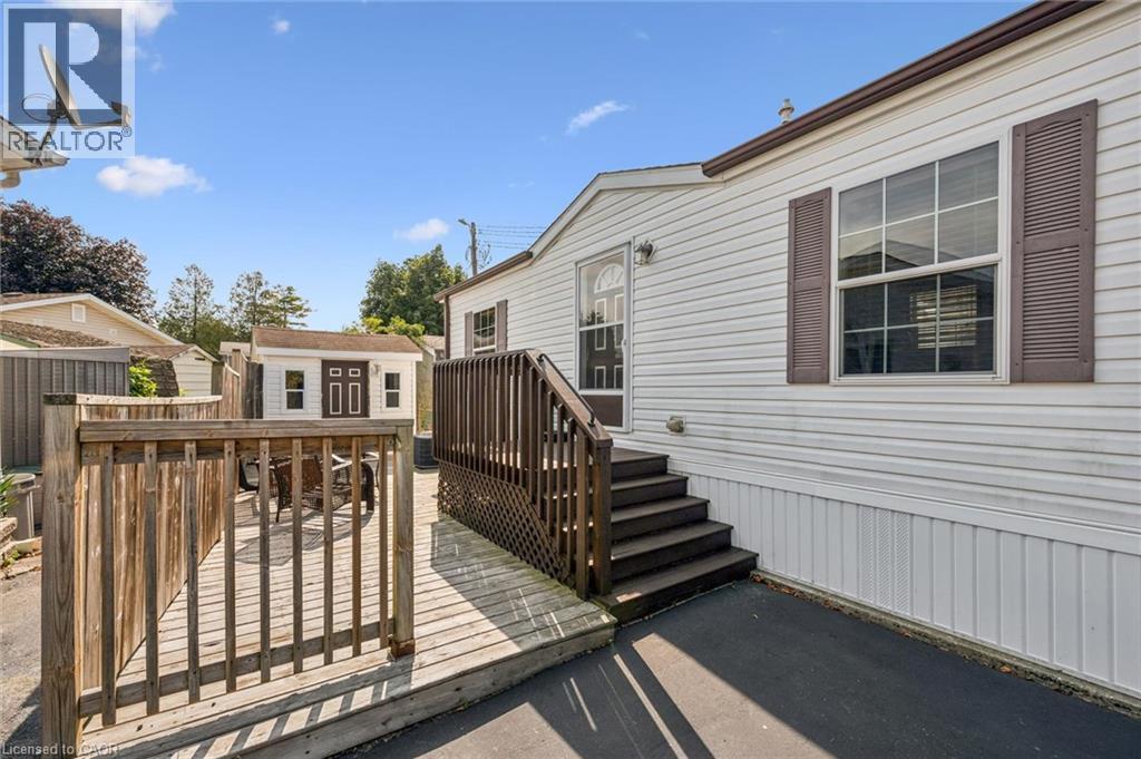 21 Trillium Beach Dr Drive, Puslinch, Ontario  N0B 2J0 - Photo 2 - 40855409