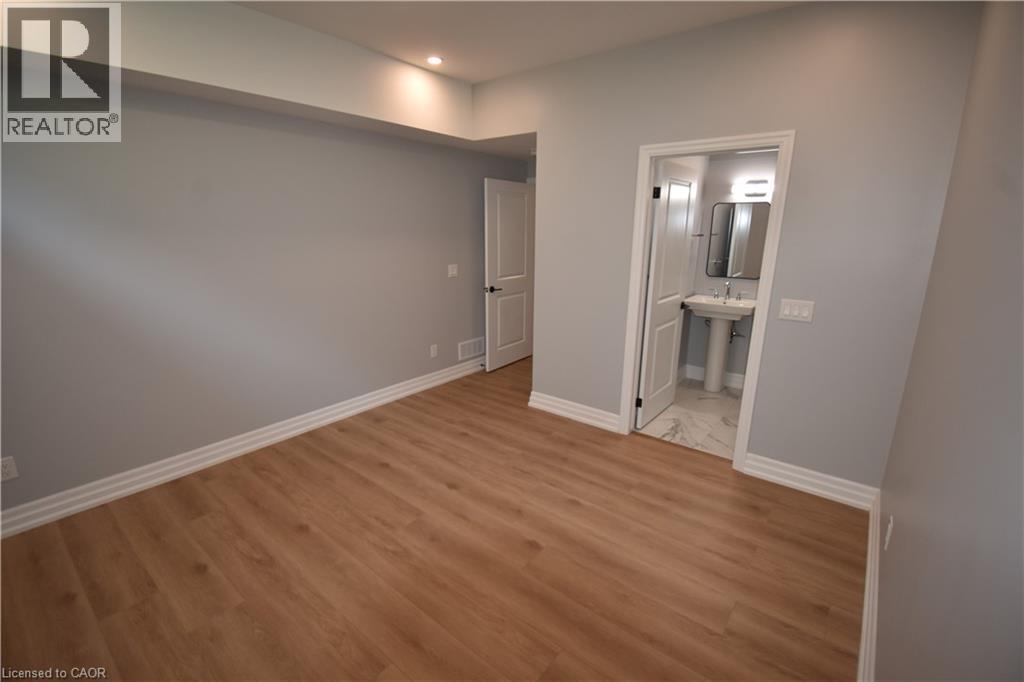 1294 Coric Avenue Unit# 2, Burlington, Ontario  L7R 3S3 - Photo 24 - 40855835