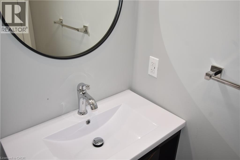 1294 Coric Avenue Unit# 2, Burlington, Ontario  L7R 3S3 - Photo 21 - 40855835