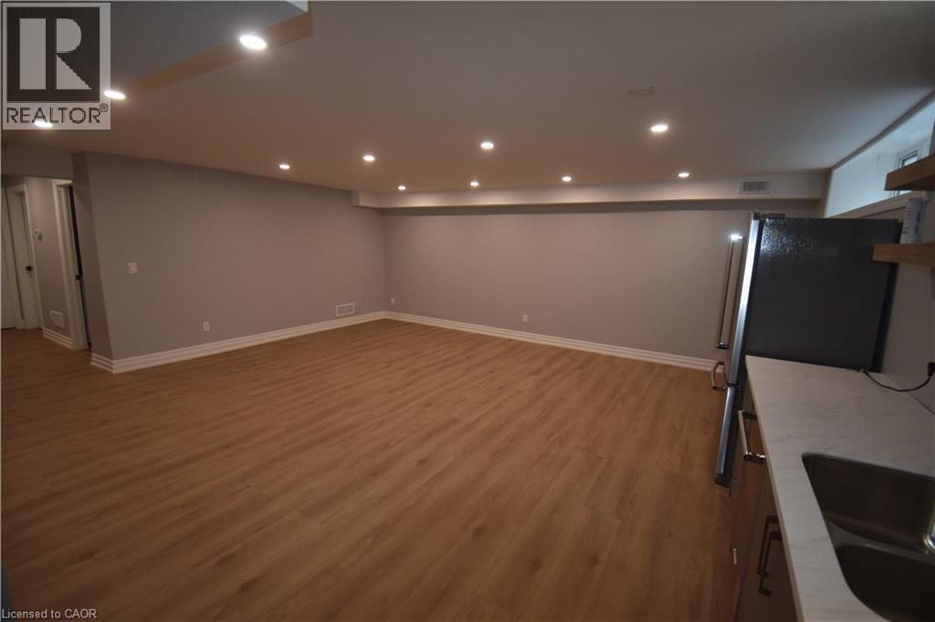 1294 Coric Avenue Unit# 2, Burlington, Ontario  L7R 3S3 - Photo 8 - 40855835