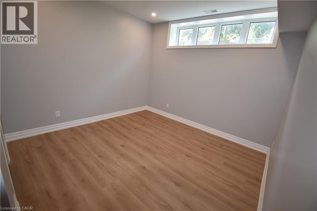 1294 Coric Avenue Unit# 2, Burlington, Ontario  L7R 3S3 - Photo 23 - 40855835