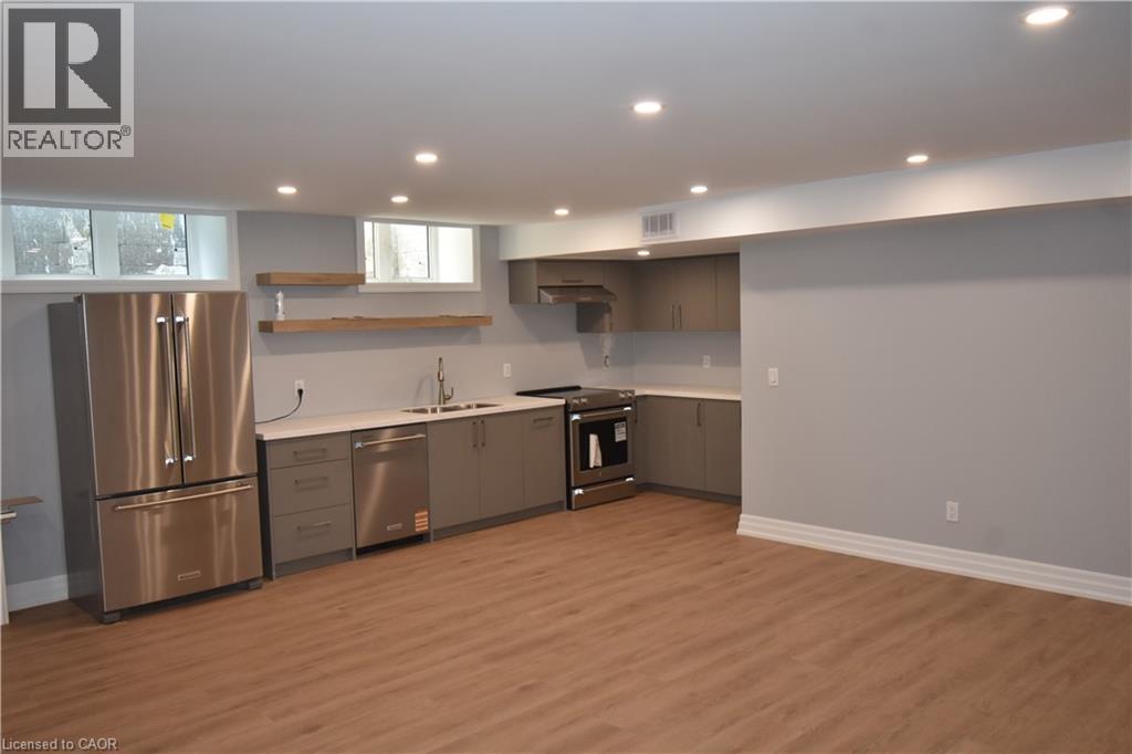 1294 Coric Avenue Unit# 2, Burlington, Ontario  L7R 3S3 - Photo 3 - 40855835