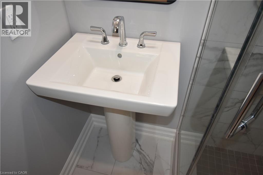 1294 Coric Avenue Unit# 2, Burlington, Ontario  L7R 3S3 - Photo 26 - 40855835