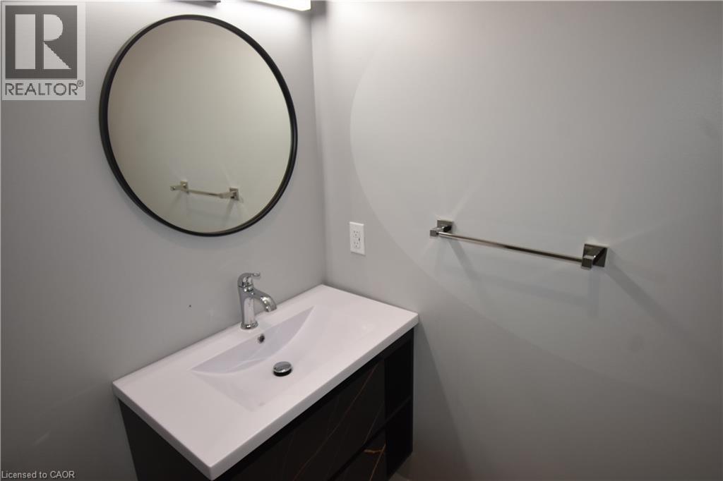 1294 Coric Avenue Unit# 2, Burlington, Ontario  L7R 3S3 - Photo 20 - 40855835